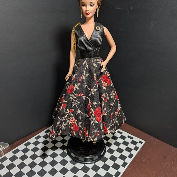 FINAL PRICE* Custom Restyled 45th Anniversary Blonde French Twist Barbie OOAK - Picture 11 of 11